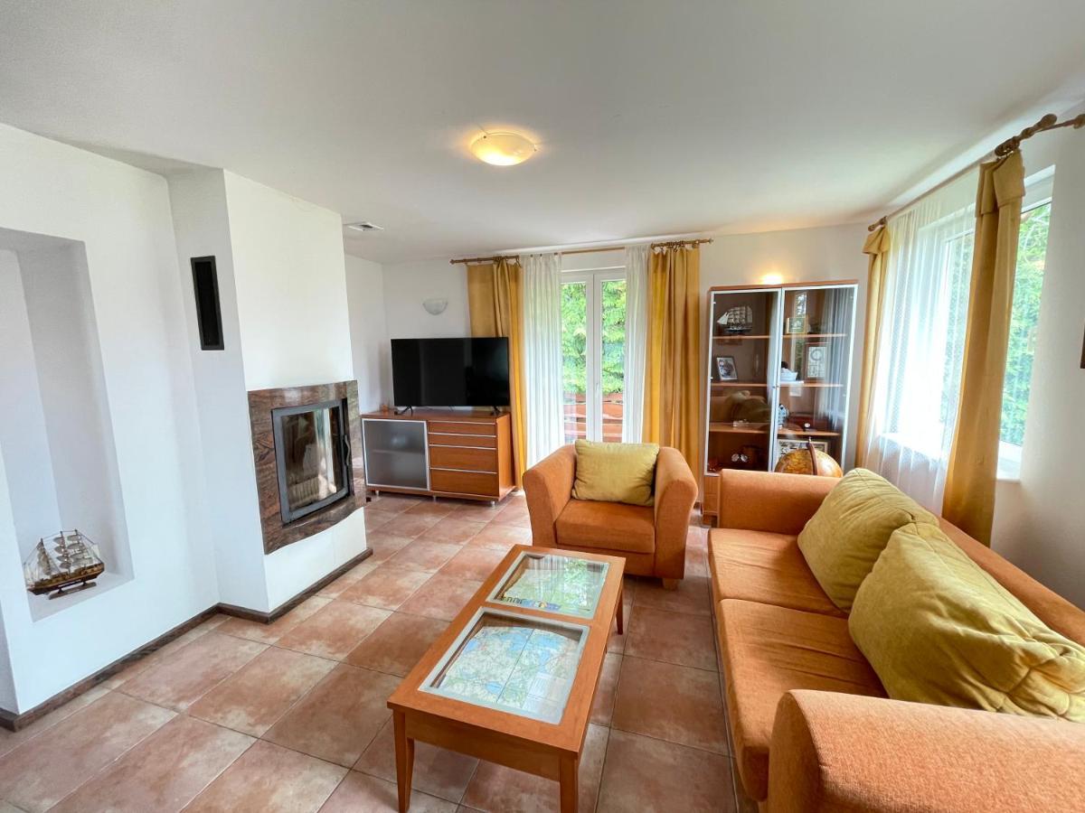 Dom Kapitana Villa Mikołajki Екстериор снимка